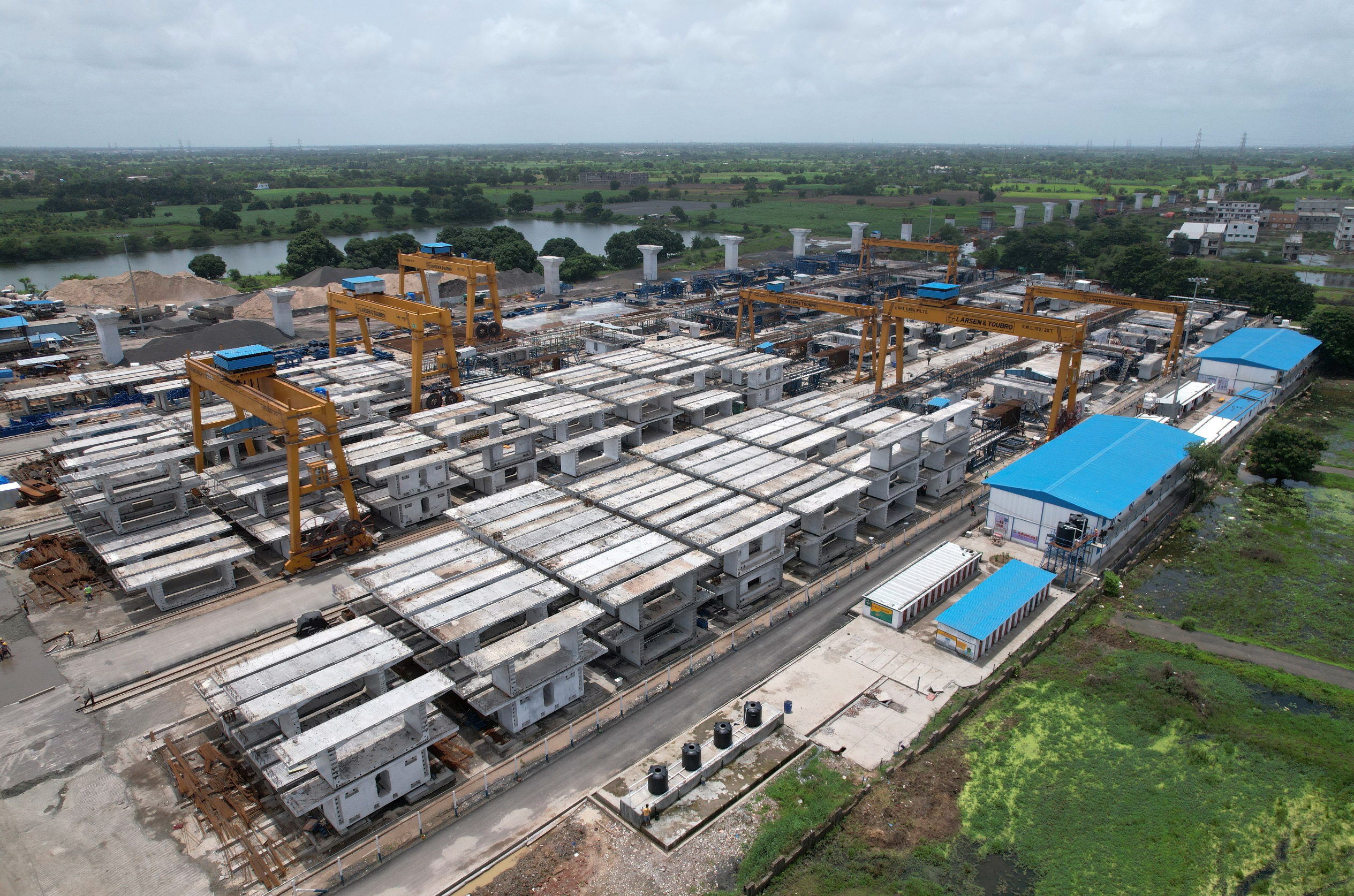 सुरत जिल्ह्यातील SBS कास्टिंग यार्ड, ऑगस्ट 2022